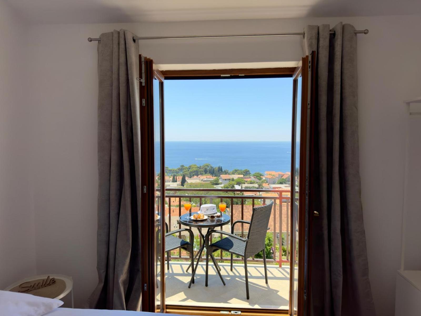 Accommodation Divanovic With Sea View Ντουμπρόβνικ Εξωτερικό φωτογραφία